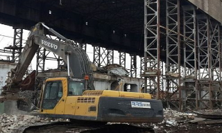 Демонтаж ангаров в Астрахани под ключ - стоимость от 1557 руб. | 2Землекопа-Стр