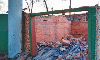 Демонтаж гаражей в Астрахани, цена от 1765 руб. – услуги под ключ от 2Землекопа-Стр